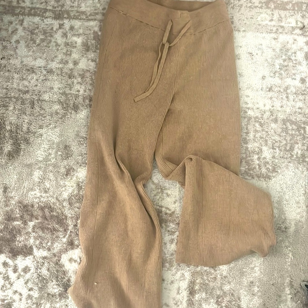 Large, Abercrombie & Fitch cozy sweatpants, tan